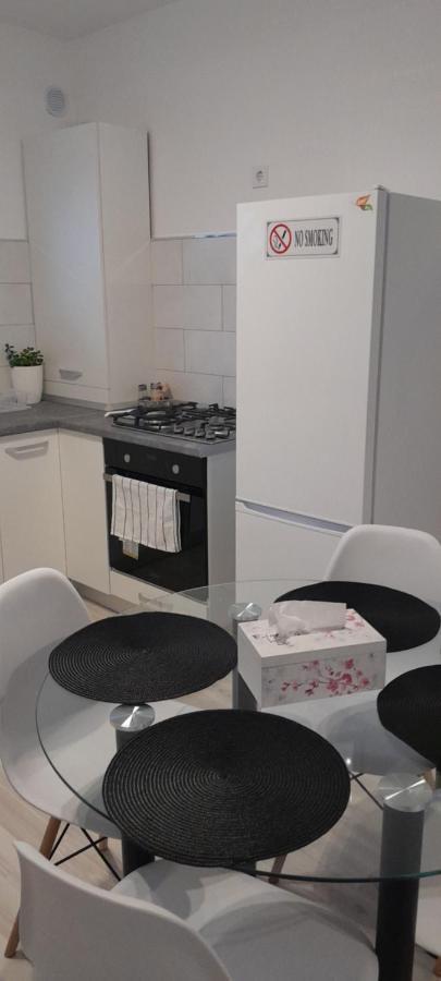 Apartament King Cisnadie Apartman Kültér fotó
