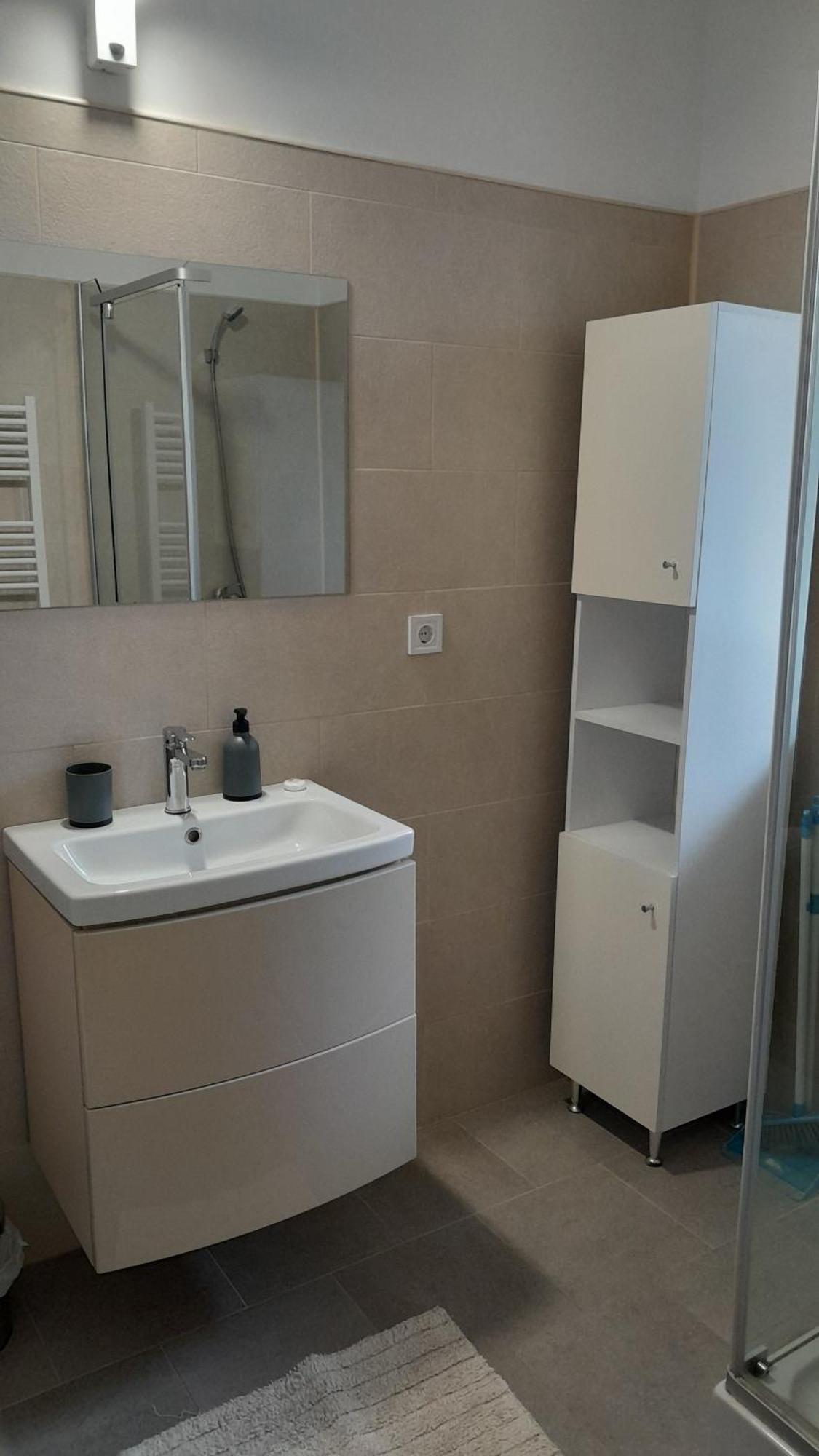 Apartament King Cisnadie Apartman Kültér fotó